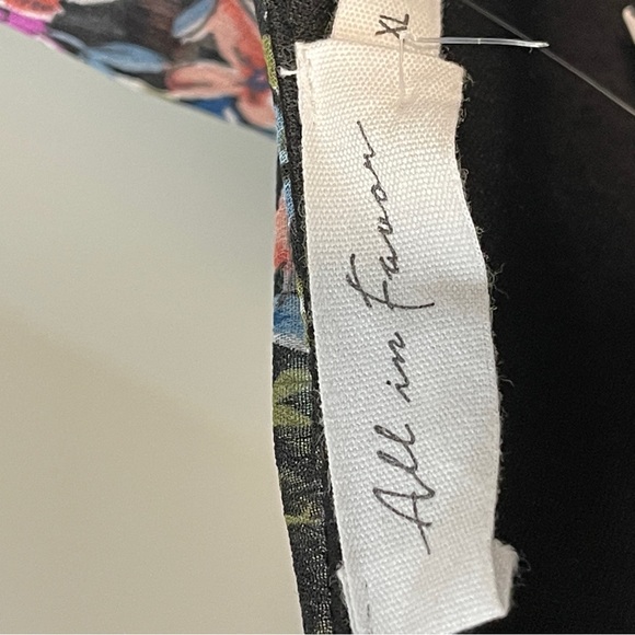 All in Favor Black Multi floral dress size XL - Picture 4 of 9